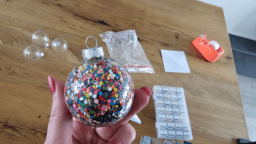 Zelf een Diamond Painting kerstbal maken
